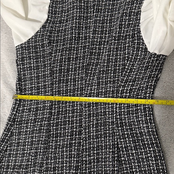 Tweed Dress - Picture 6 of 6